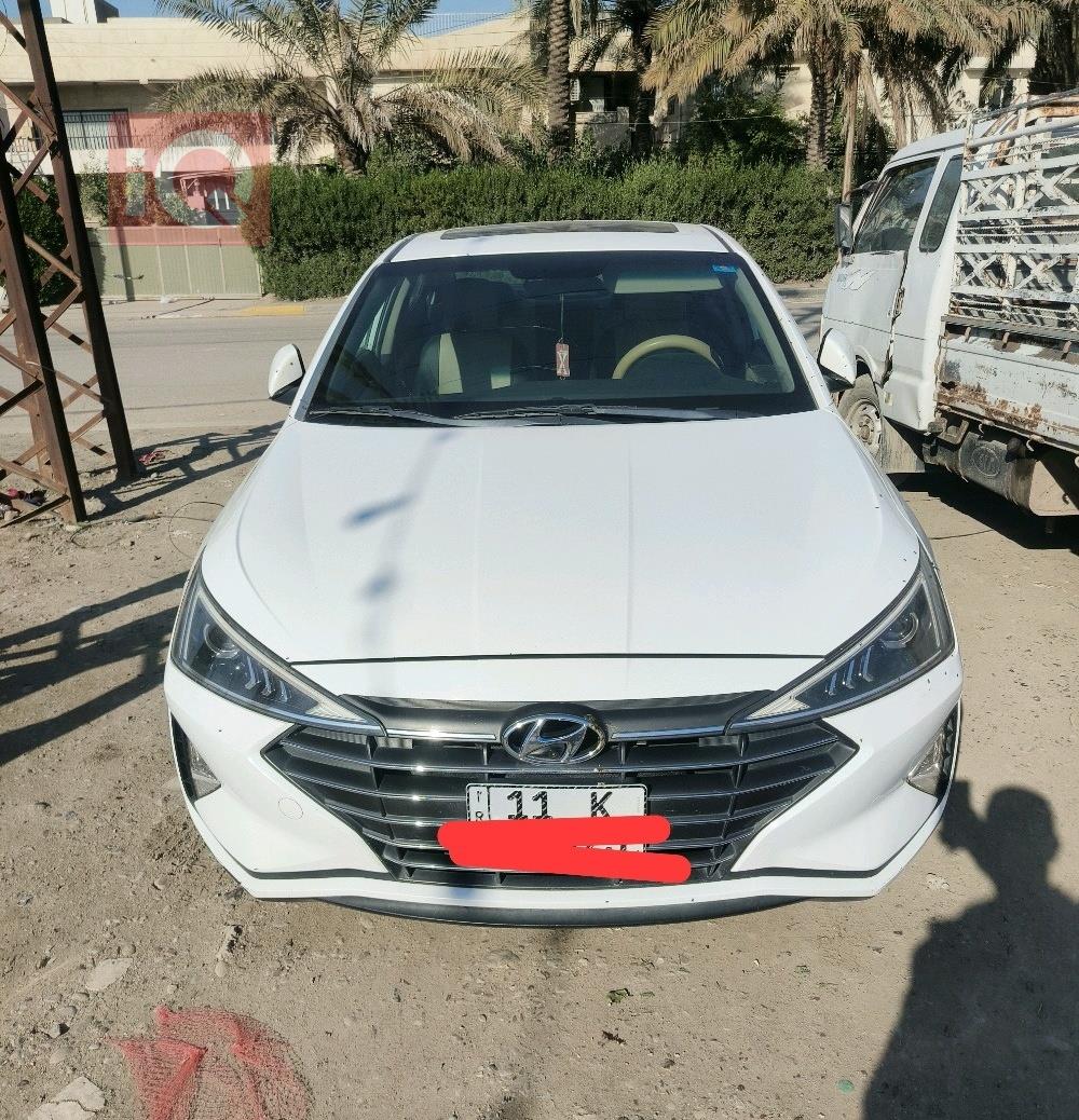 هيونداي النترا